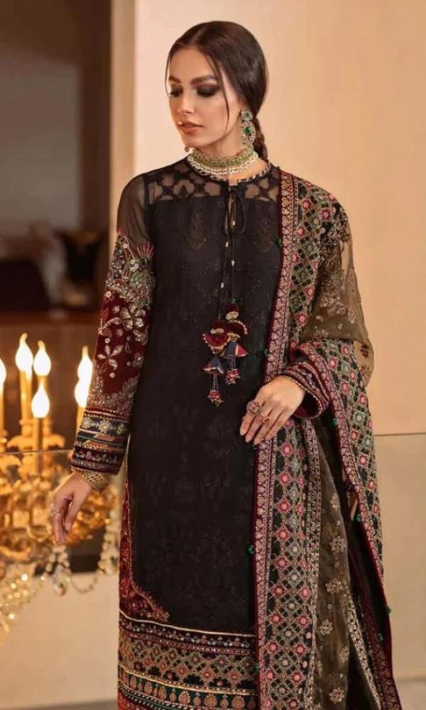 Lawn heavy embroidered 3pc suit with patches