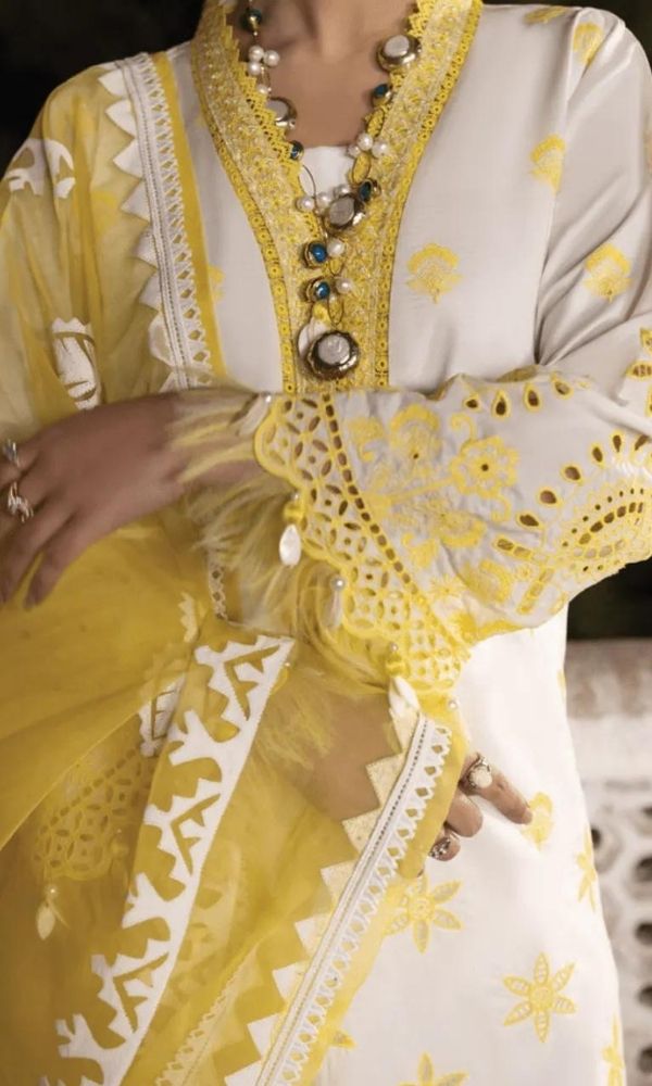 Lawn 3pc unstitched embroidered suit with patches and embroidered dupatta