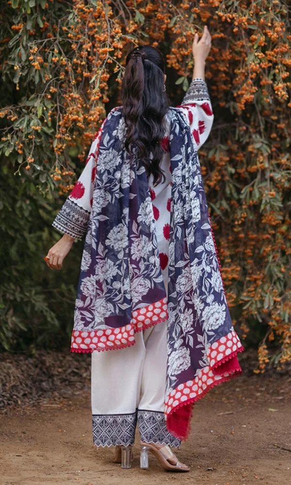 Lawn 3pc unstitched digital printed embroidered suit with embroidered patches
