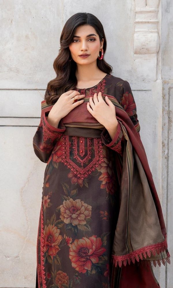 Khaddar 3pc unstitched digital printed suit