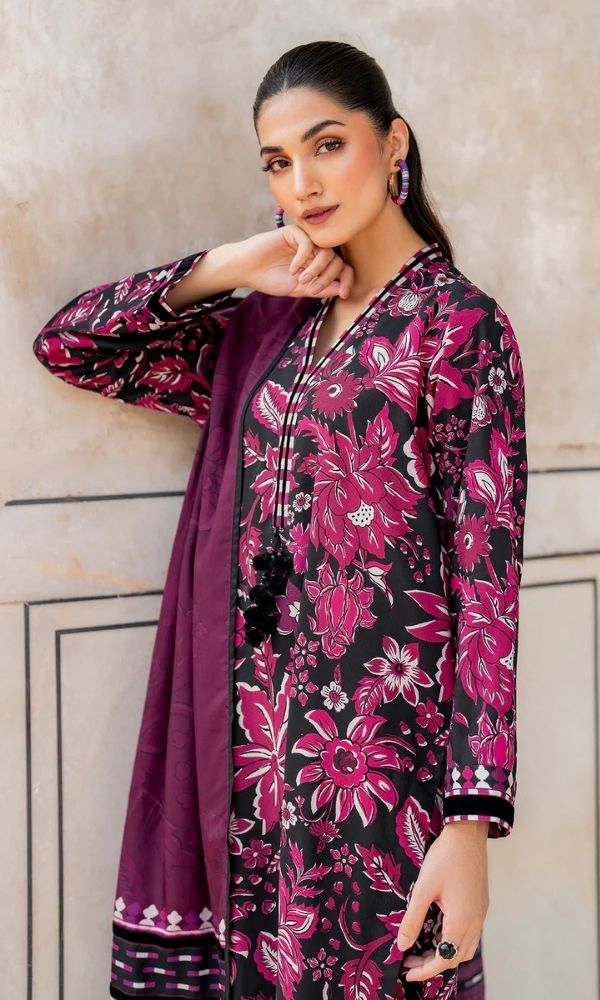 Khaddar 3pc unstitched digital printed suit