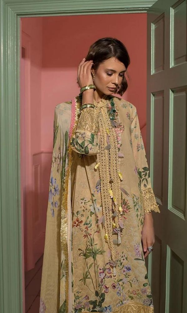 Lawn 3pc digital printed suit with patched and silk dupatta