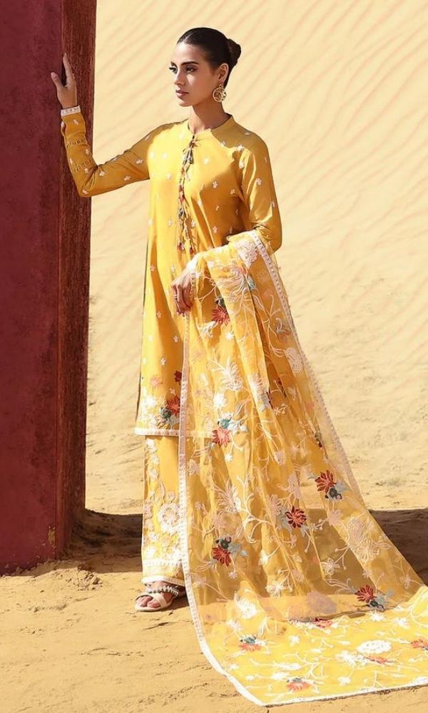 Lawn 3pc unstitched heavy embroidered suit