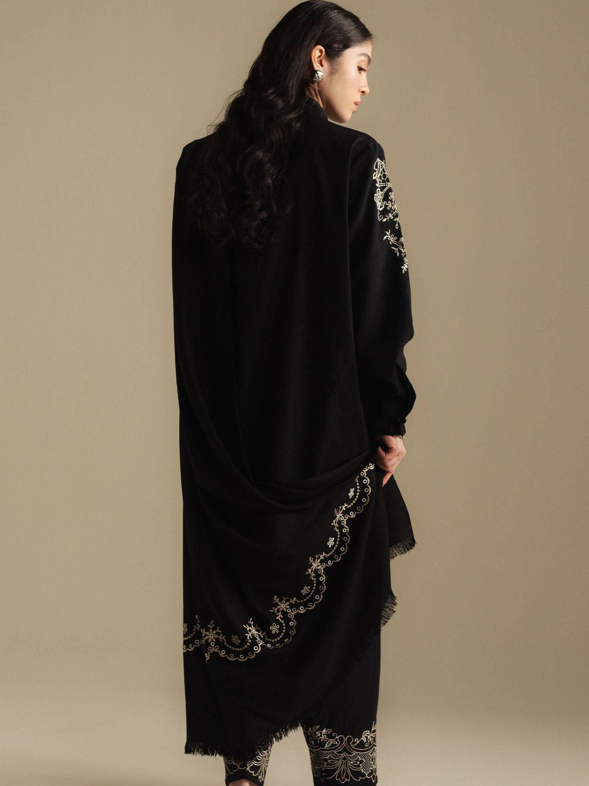 Dhanak 3pc unstitched embroidered winter collection suit
