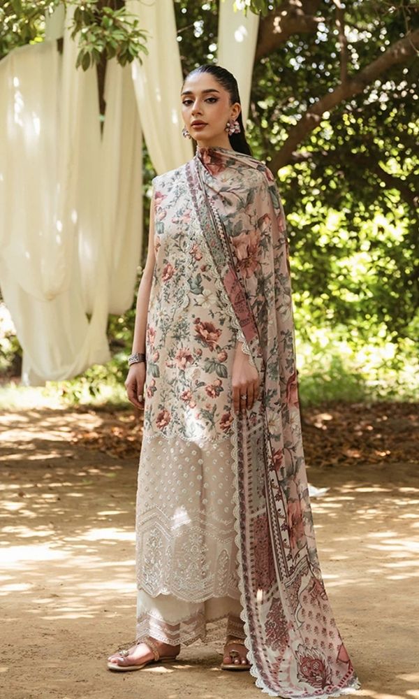 Lawn 3pc unstitched digital printed with embroidered with patches