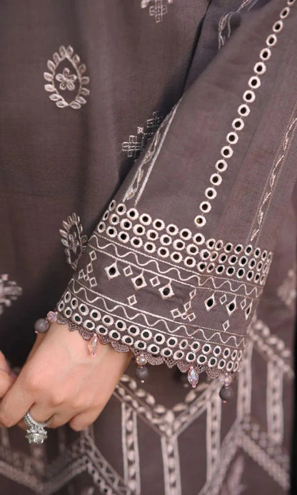 Lawn 3pc unstitched summer collection embroidered suit