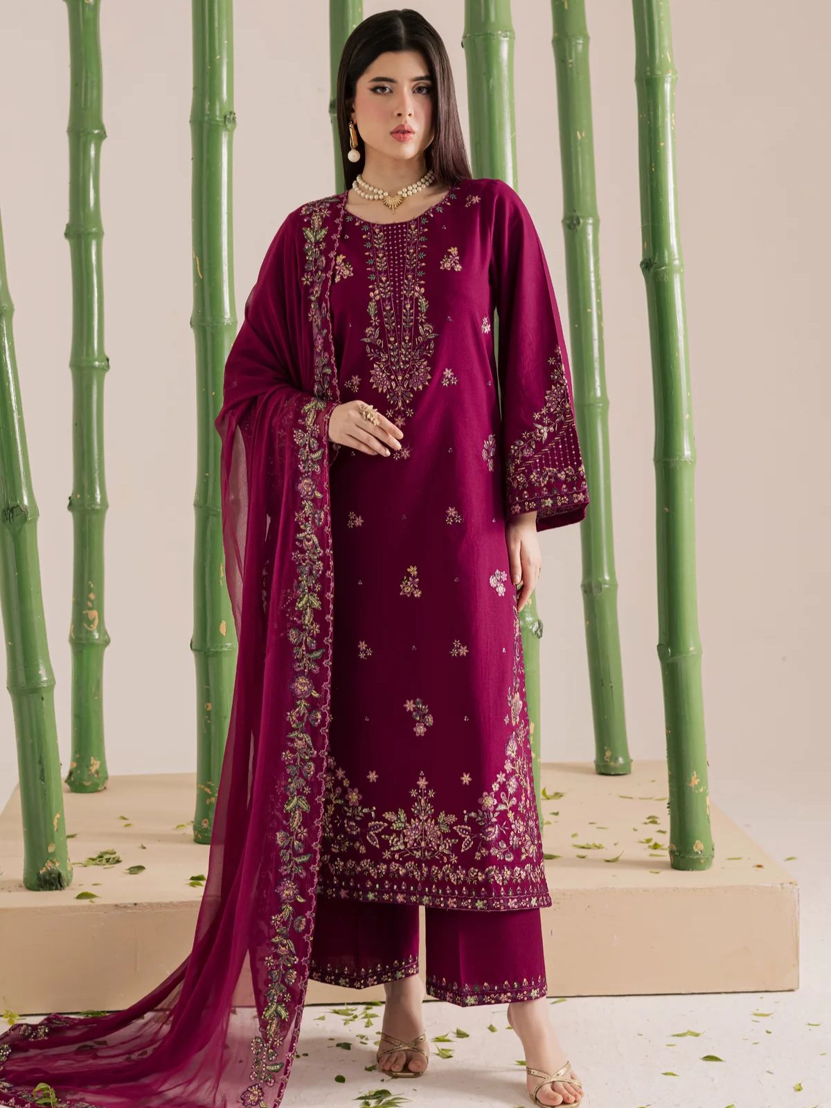 Lawn 3pc unstitched embroiered summer collection suit