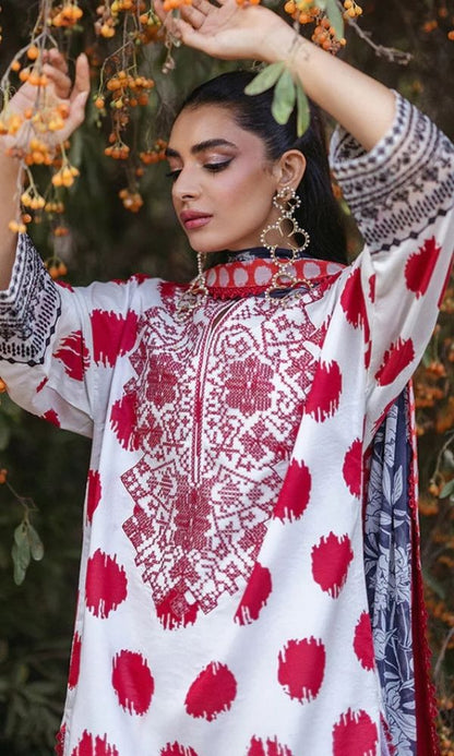 Lawn 3pc unstitched digital printed embroidered suit with embroidered patches