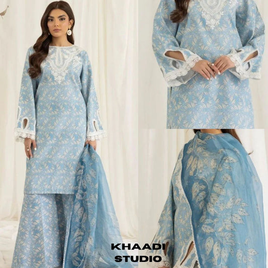 Lawn 3pc unstitched digital printed suit with patches
