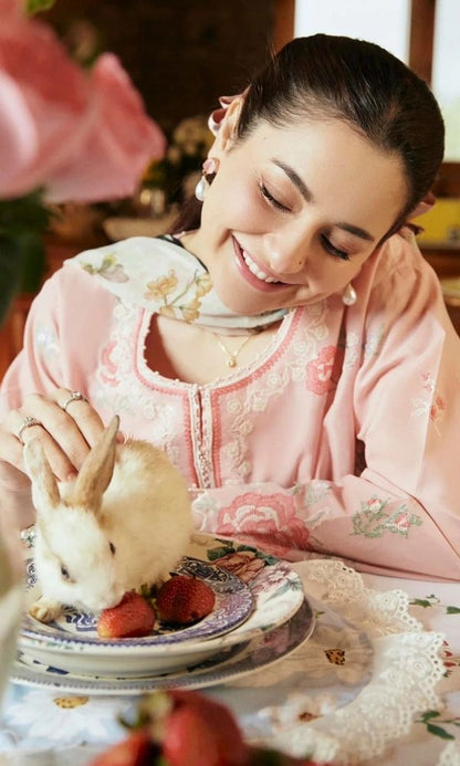 Lawn 3pc usntitched summer embroiered collection