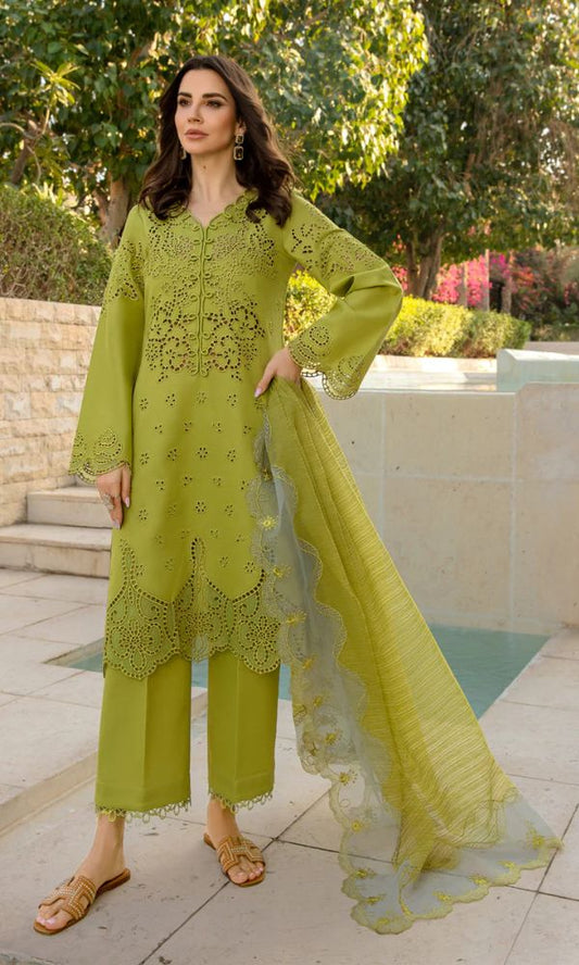 Lawn 3pc unstitche heavy chiken kari embroidered suit new arrivals