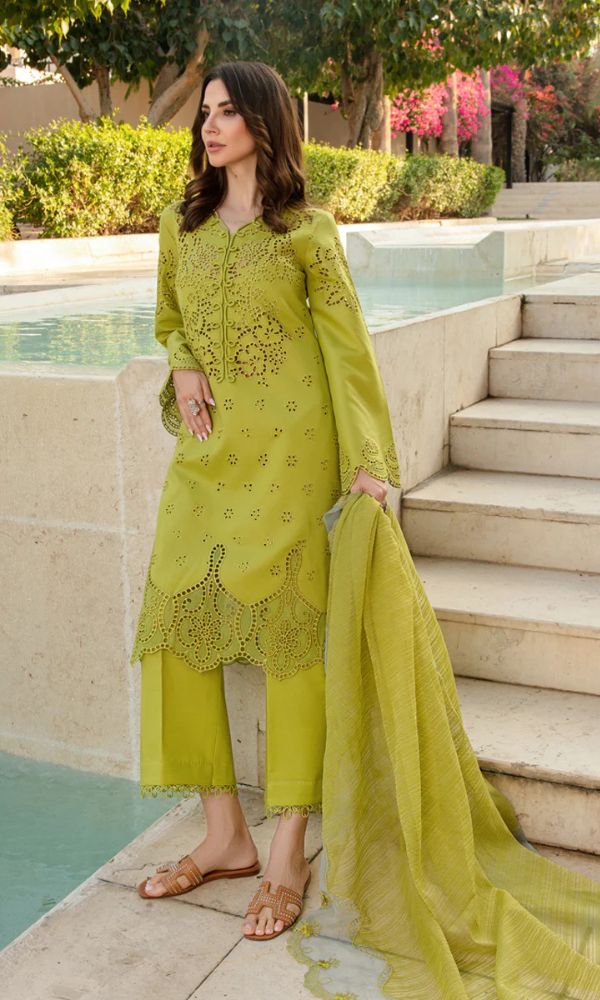 Lawn 3pc unstitche heavy chiken kari embroidered suit embroiered dupatta
