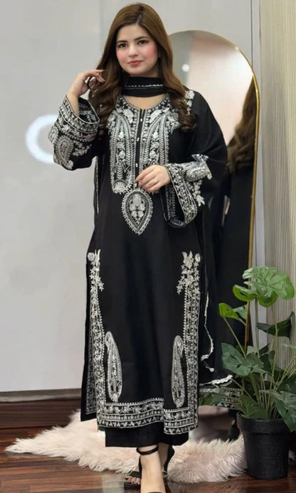 Lawn 3pc usntitche summer embroiered collection suit bamber dupatta