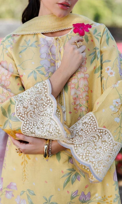 khaadi studio Lawn_3pc_usntitched_digital_printed_suit