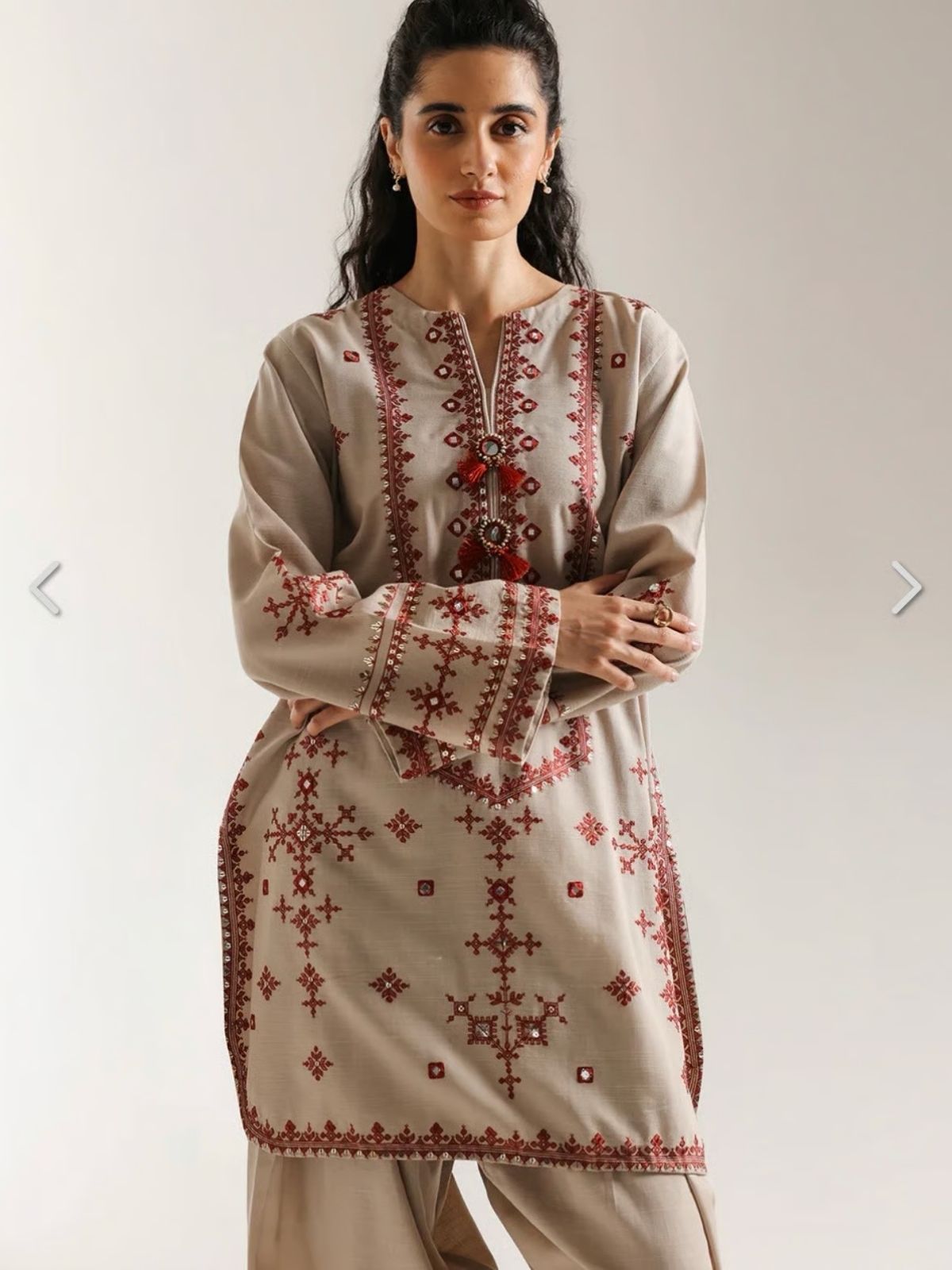 Lawn 2pc usntitched summer collection embroiered suit