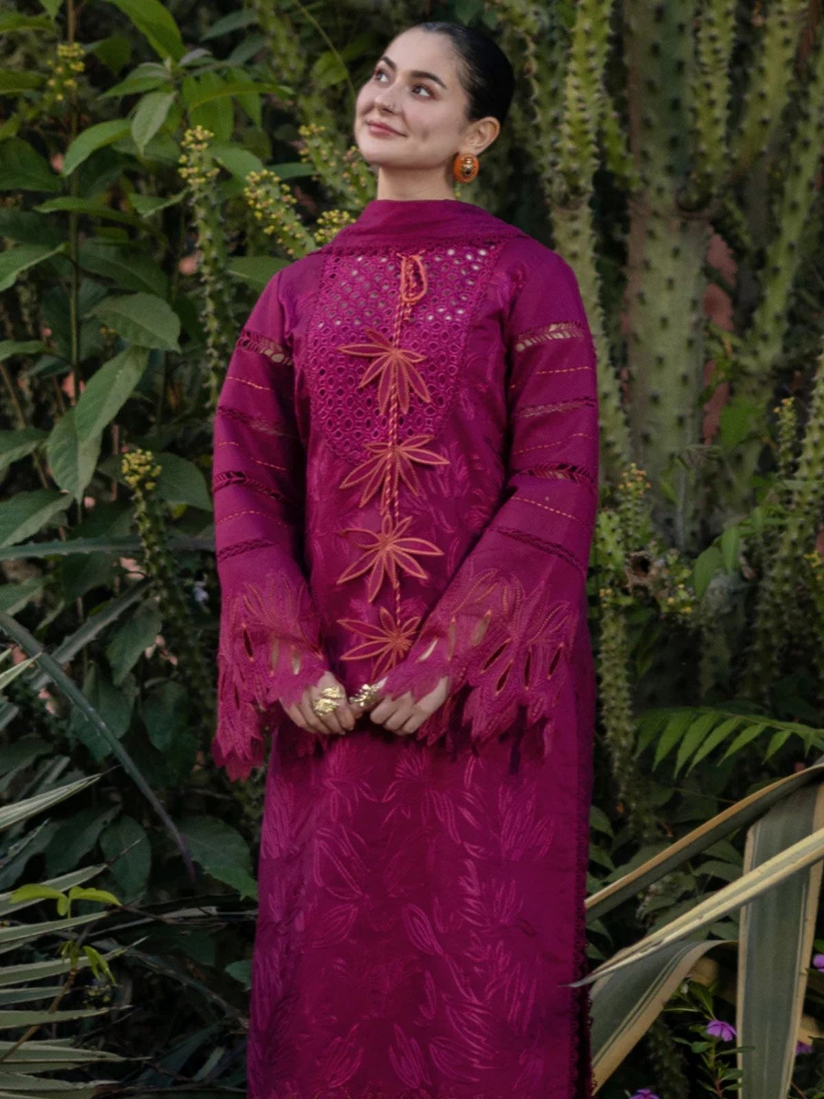 Lawn 3pc unstiched summer collection fully embroidered chiken kari suit