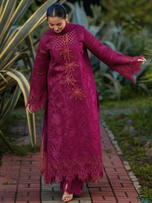 Lawn Chicken Kari Embroidered Shirt Neckline Embroidered Lace Lawn Embroidered Sleeves with Sleeves Punch Daman Embroidered Lace Lawn Dyed Trouser Four Sided Embroidered Lawn Dupatta
