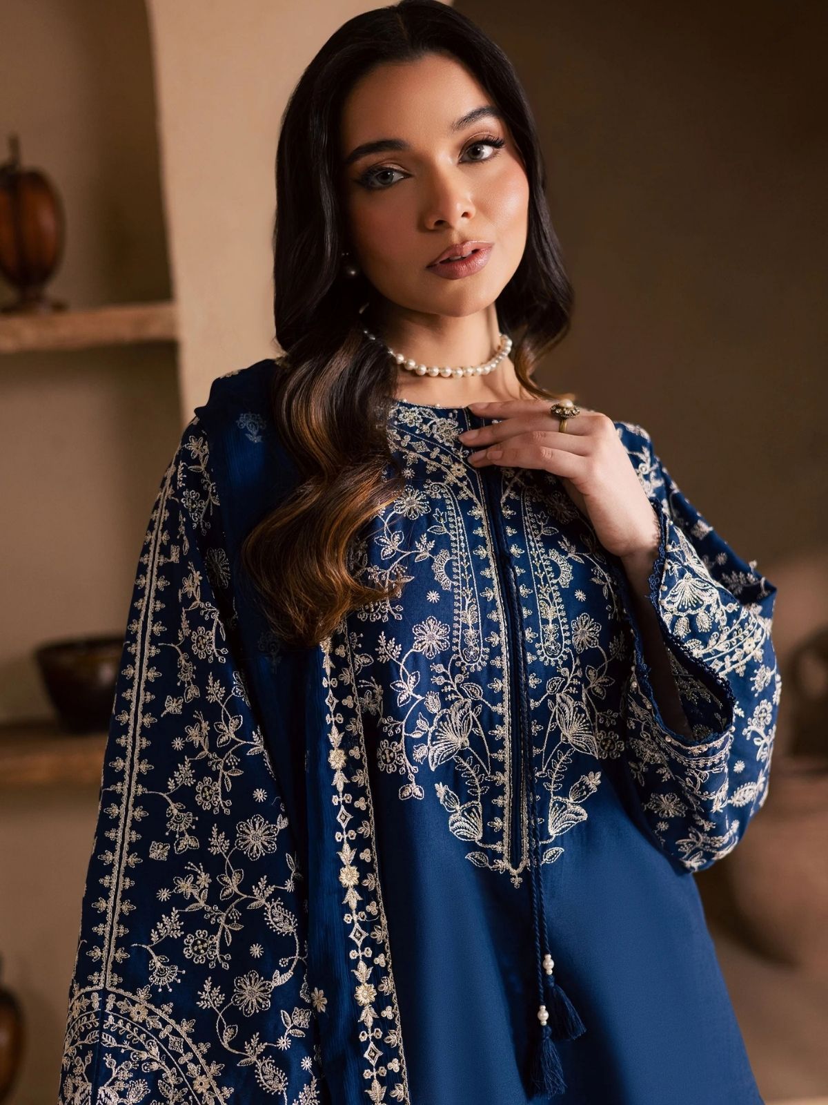 Lawn 3pc usntuiched summer collection embroidered suit