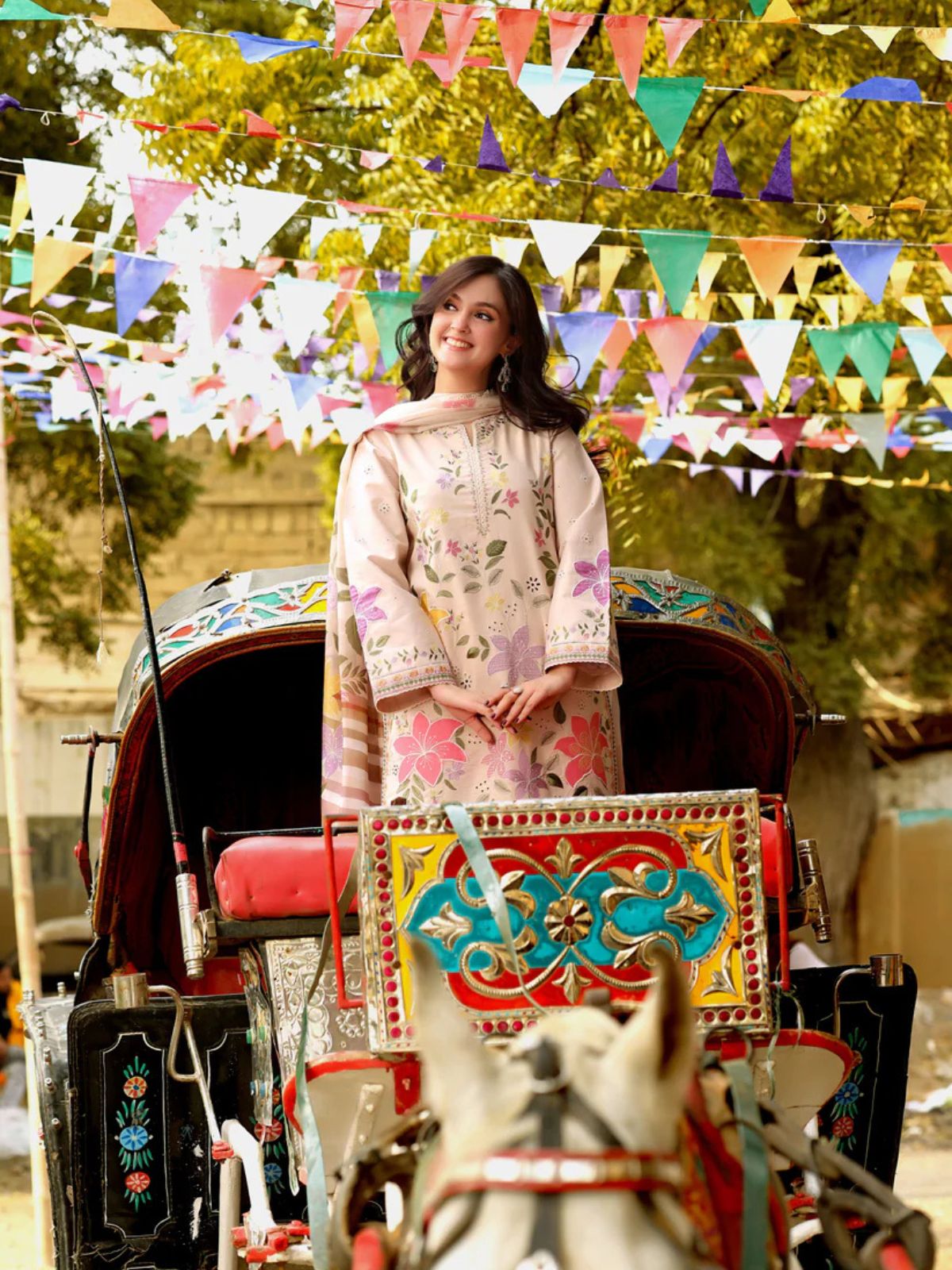 Lawn 3pc unstitched summer colection embroiered article
