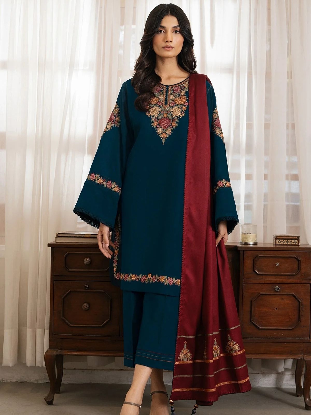 Dhanak 3pc unstitched winter collection embroiered suit