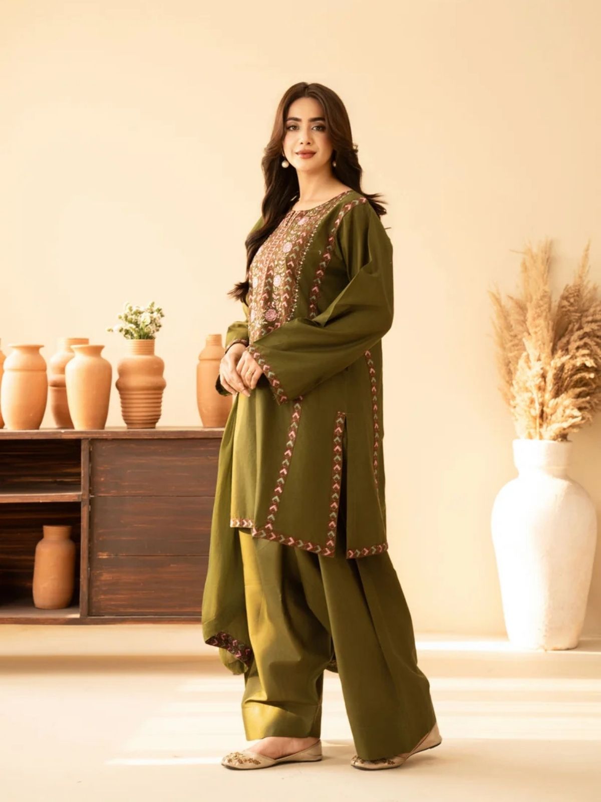 Dhanak 3pc unstitched embroiered collection suit