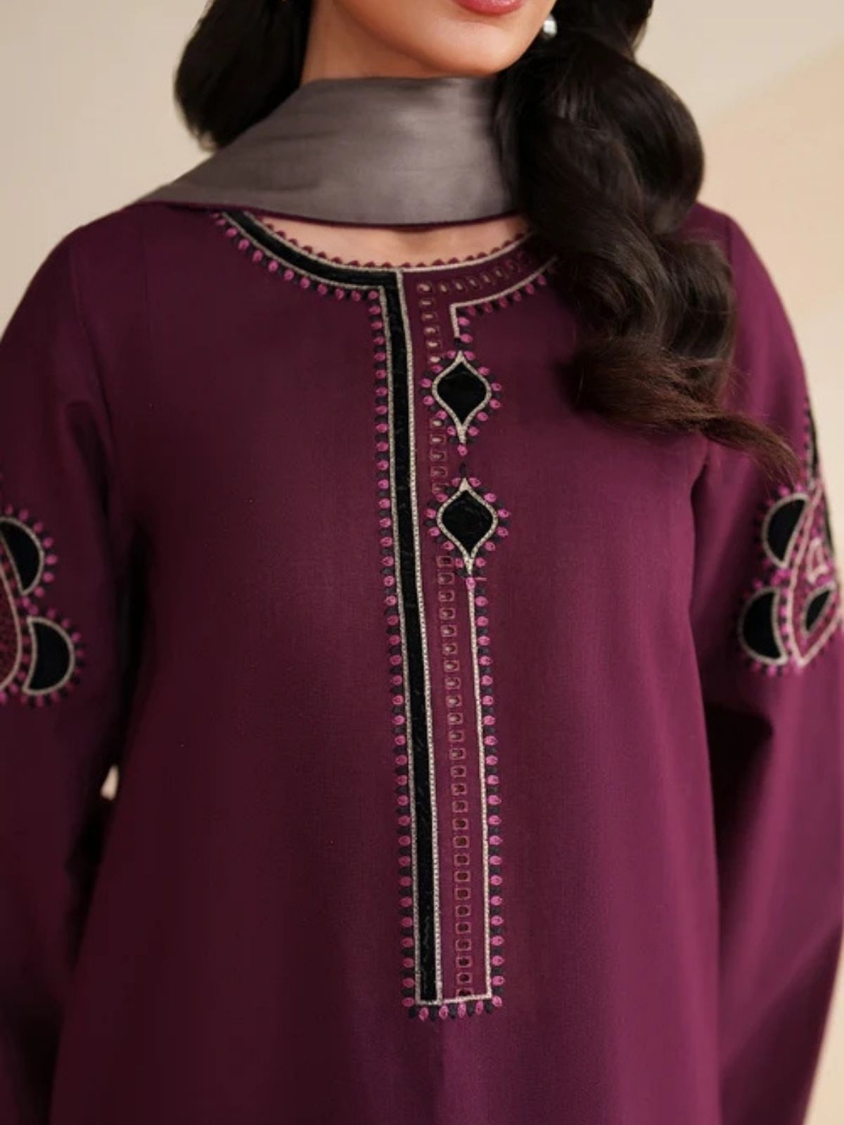 Dhanak 3pc unstitched winter collection embroidered suit