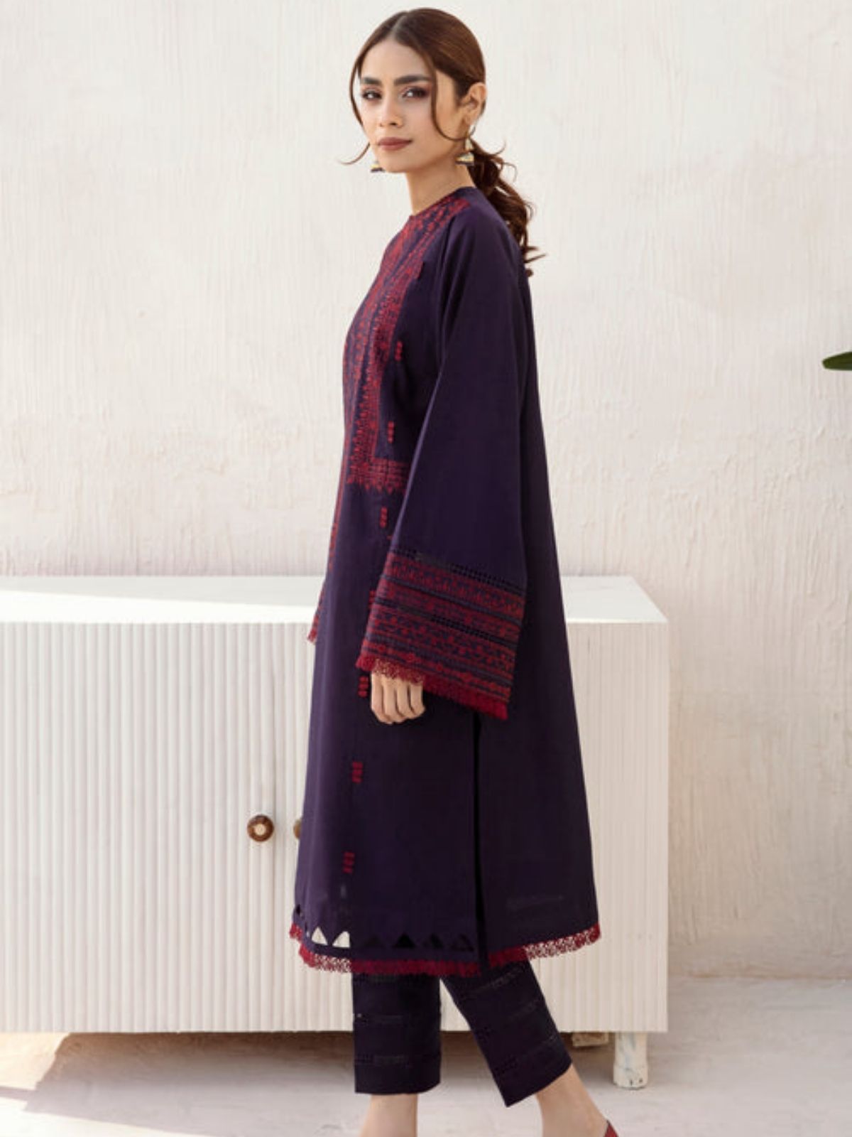 Dhanak 3pc unstitched winter collection embroidered suit