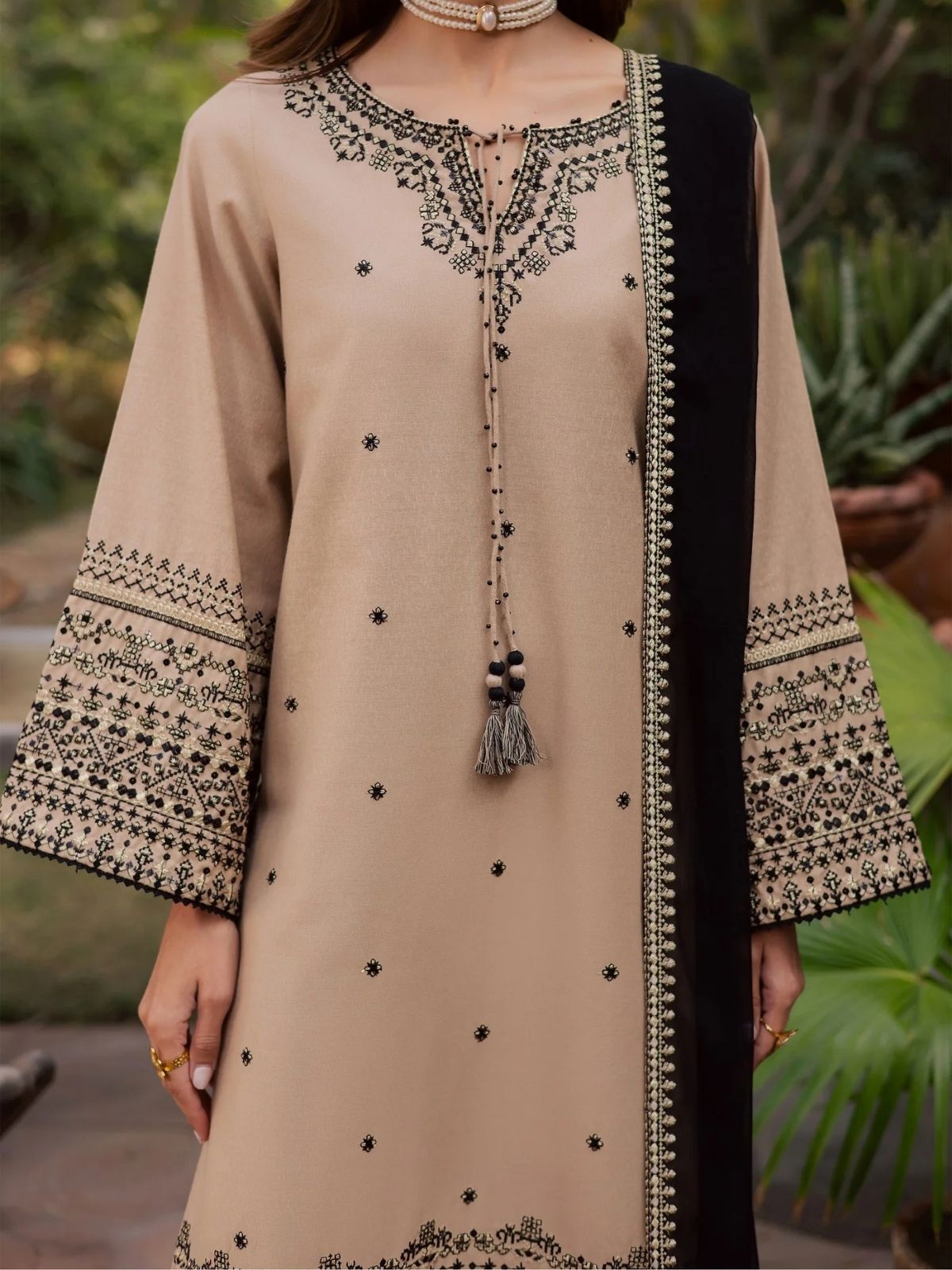 Dhanak 3pc unstitched embroidered winter collection
