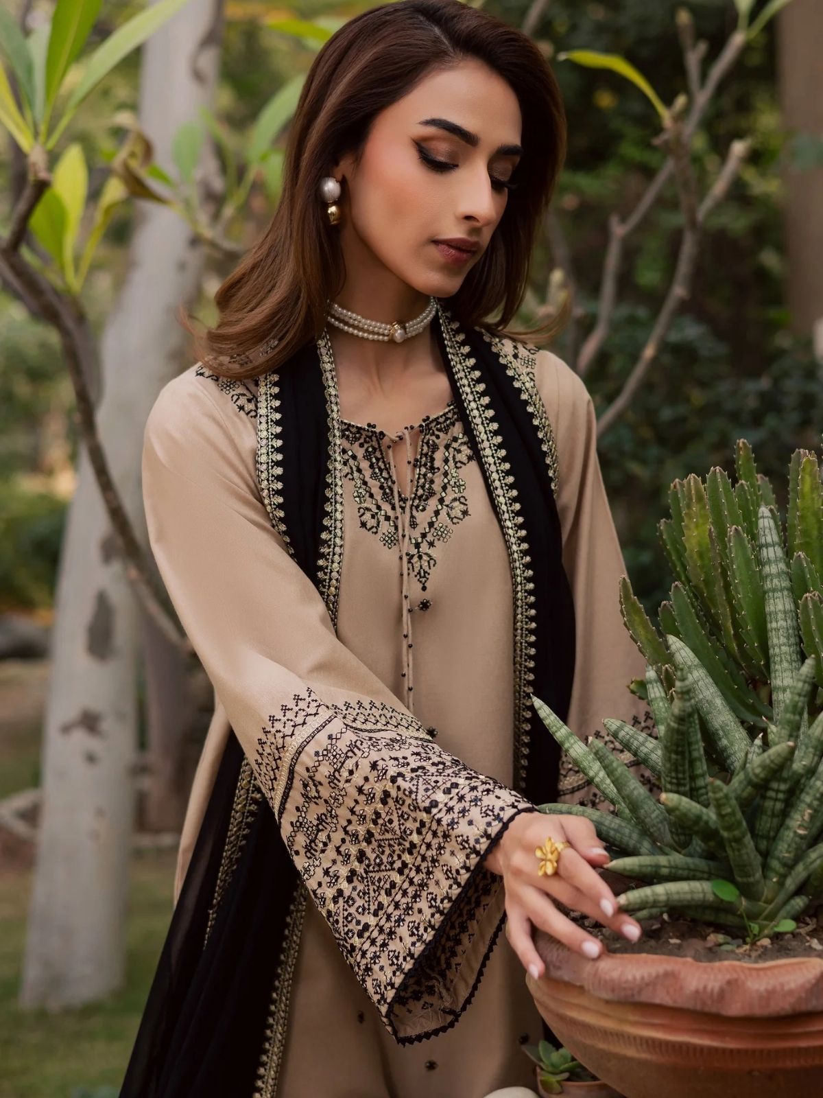 Dhanak 3pc unstitched embroidered winter collection